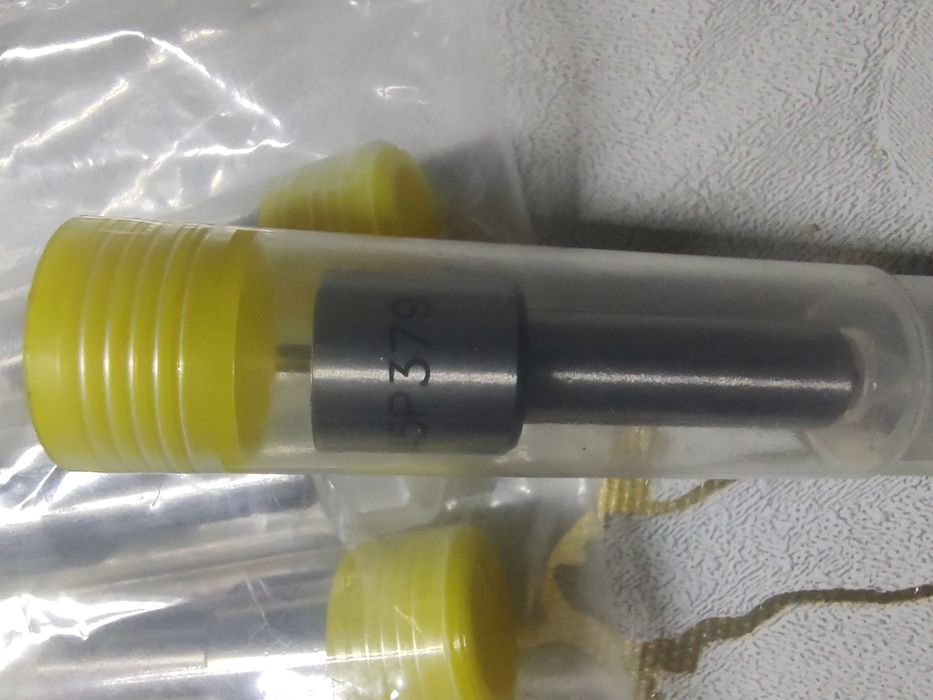 Розпилювачі форсунок Renault magnum AE 390-430