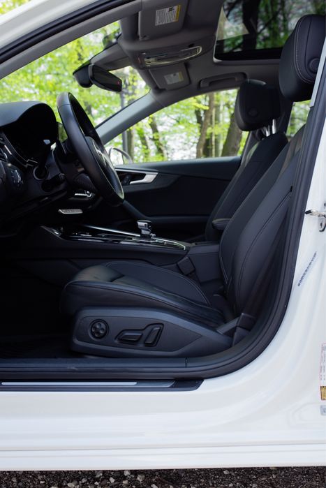 Audi A4 B9 lift Matrix S-line I niski przebieg Serwis od właściciela