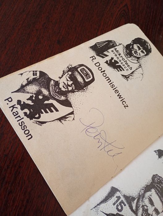 Programy meczowe i magazyny żużlowe - autografy zawodników