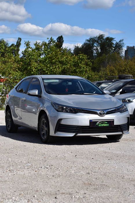 Toyota Corolla 2017р. 1.3 бензин офіційна [Перший внесок від 20%]