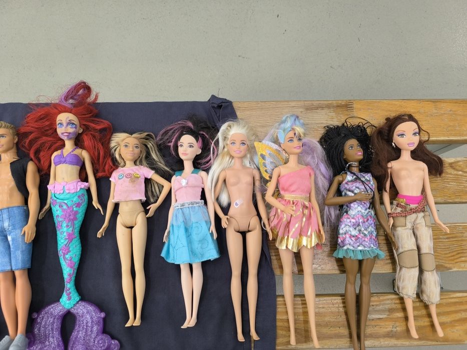 Bonecas Barbie sereia / Princesa