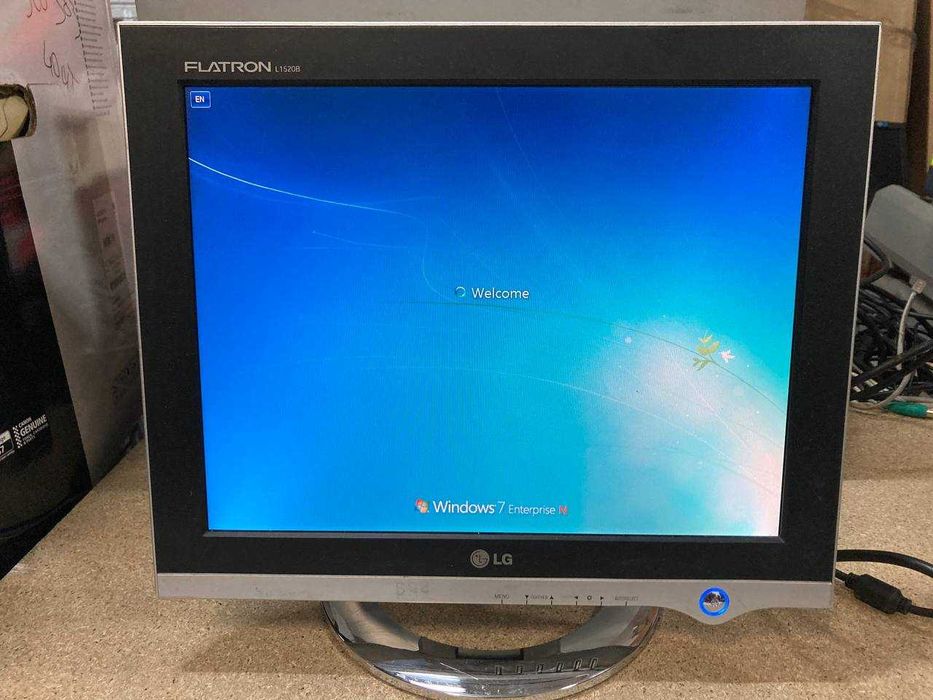 Ретро LCD монітор LG L1510SL. 15 дюймів. Повністю справний.