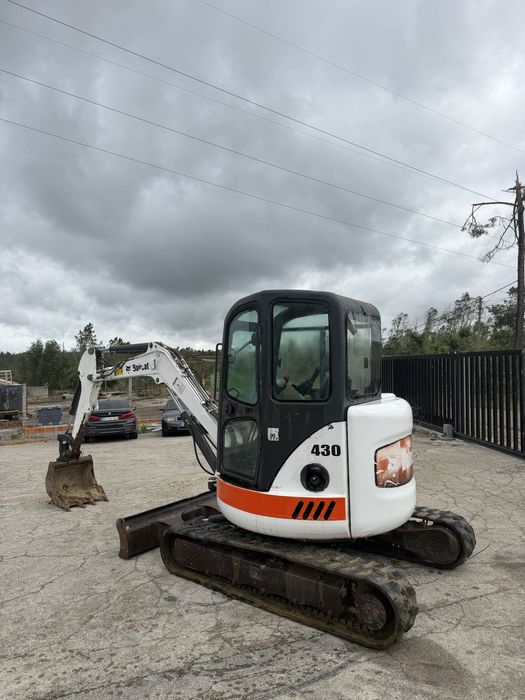 Mini giratória Bobcat 430 ( 3.5t)