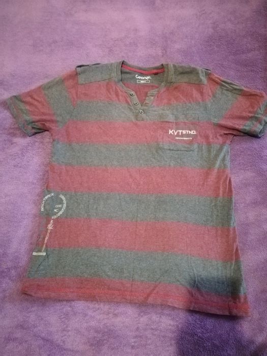 Футболка від найвідомішого британського бренду.  Кайф річ