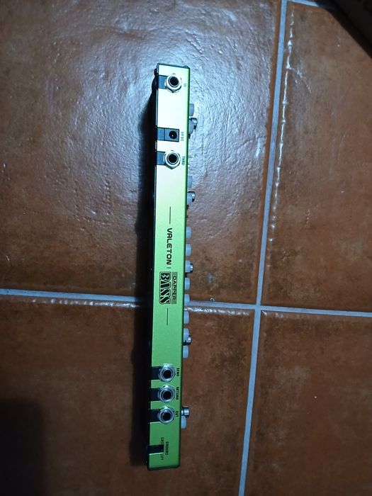 Pedaleira Valeton Dapper Bass