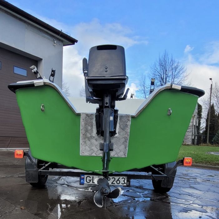 Lódka wedkarsko rekreacyjna 4.70