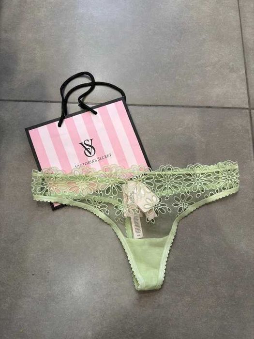 victorias secret nowe Majtki M z siateczki Eyelet Mesh stringi
