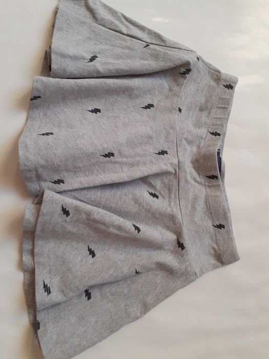 Spódniczka dziewczęca - r. 104