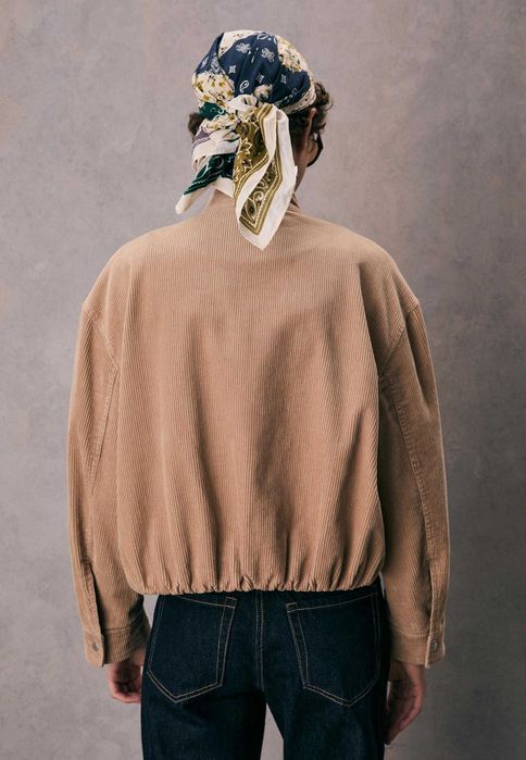 Вельветова куртка бомбер Stradivarius