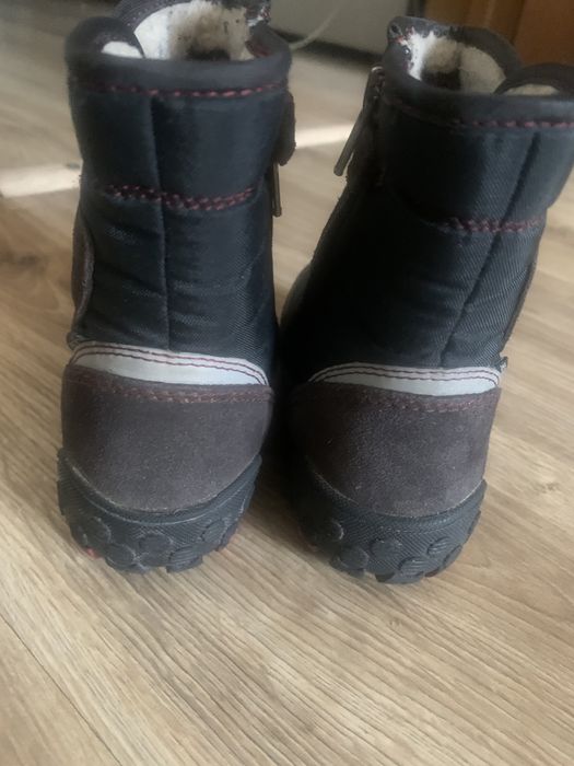 Ботінки Geox.       .