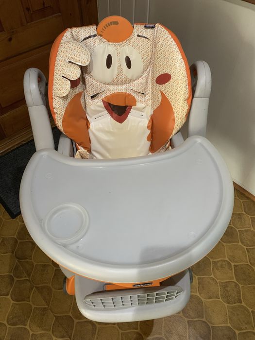 Продам  стільчик для годування Chicco