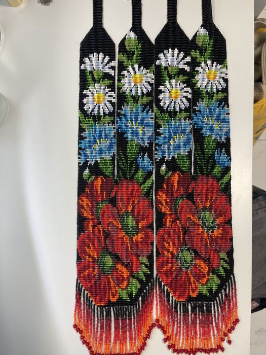 Гердан з  маками