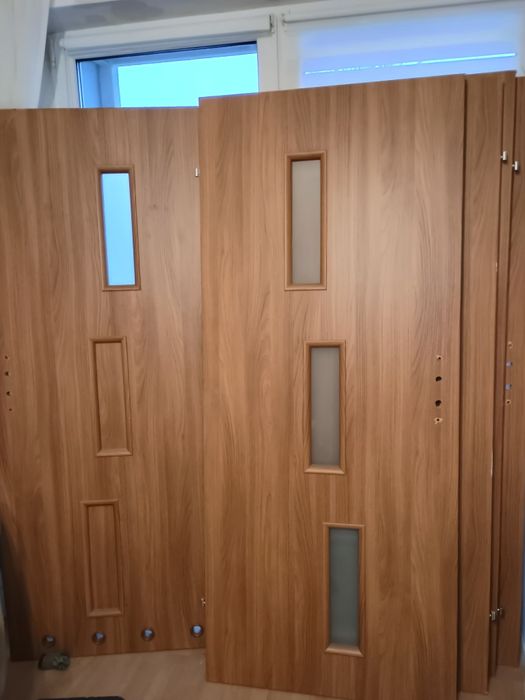 Drzwi 5 sztuk kolor brąz