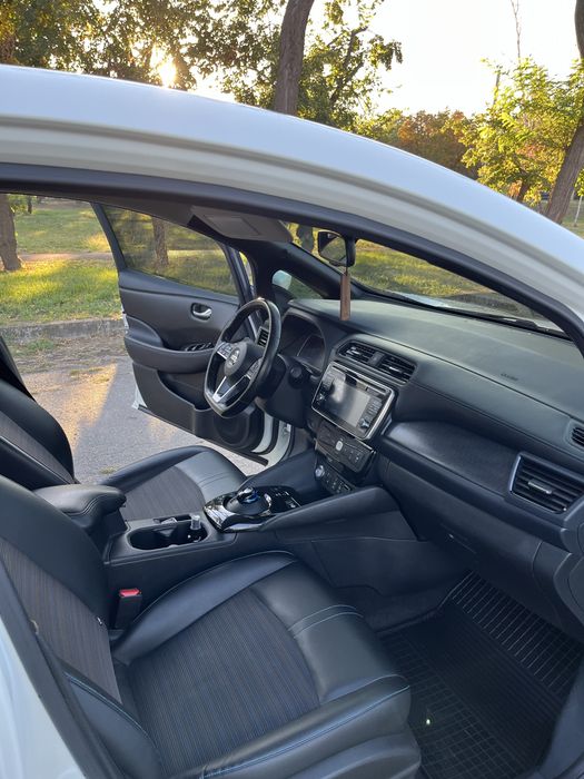 Продам авто Nisan leaf 2019 року