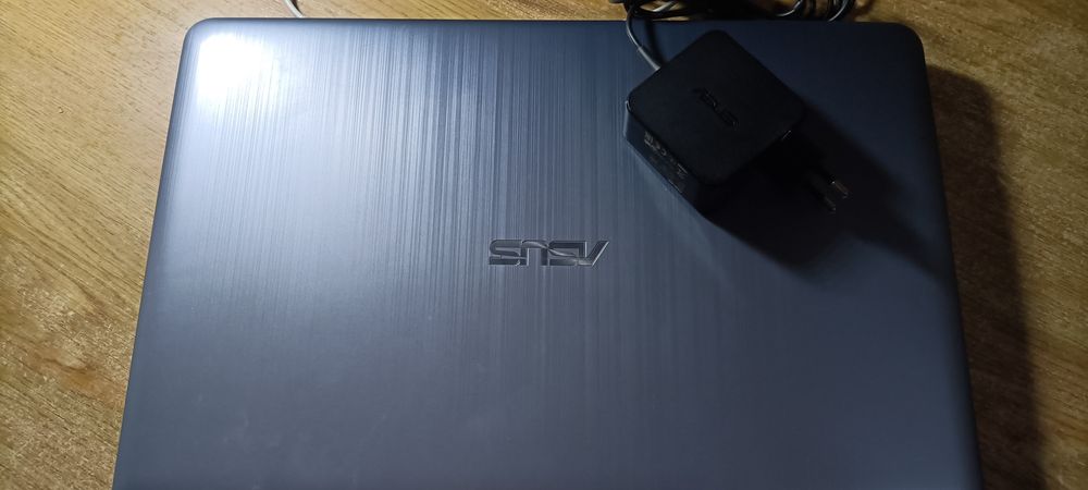 Продам   ноутбук.