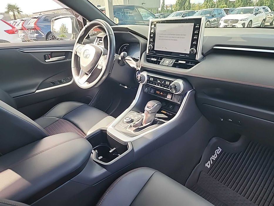 Toyota RAV4 Prime XSE      2022