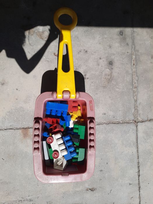 Brinquedo Lego grande
