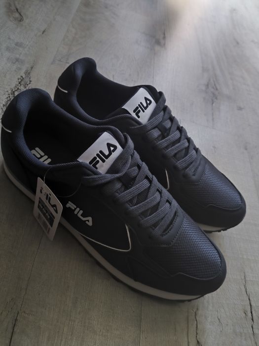 Nowe, męskie buty sportowe Fila r.44.