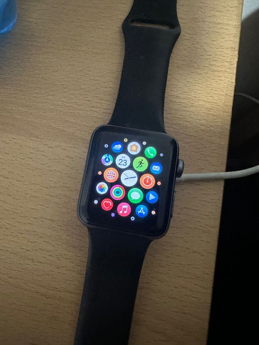 Apple Watch 3 42mm GPS + Cellular