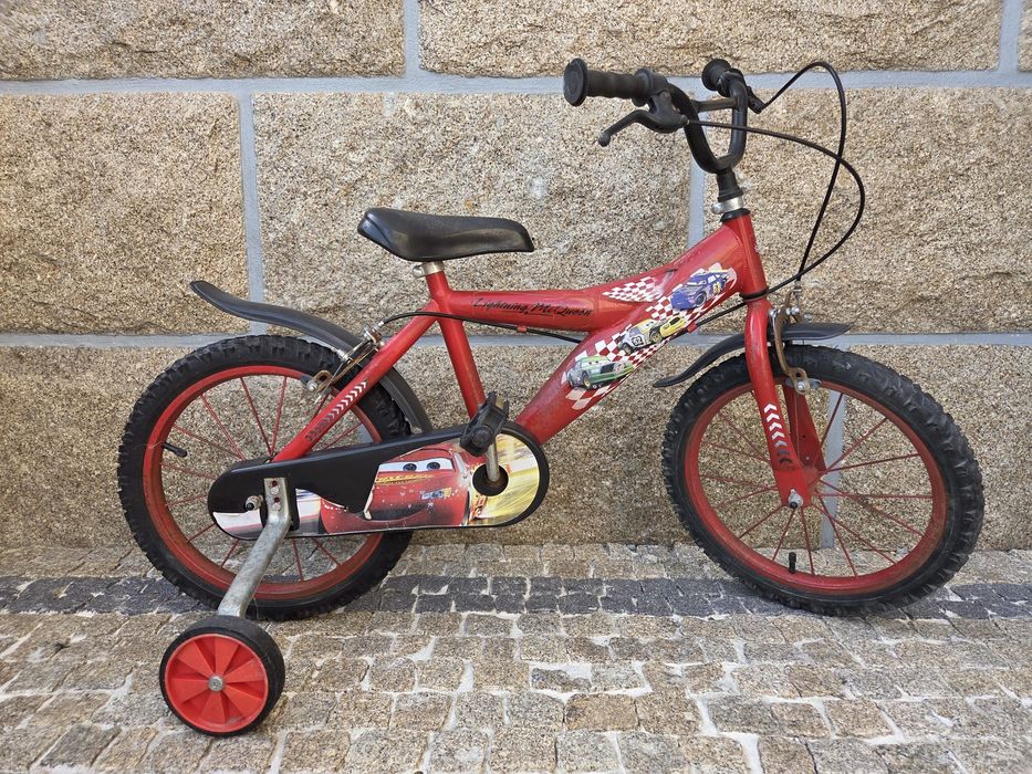 Bicicleta de criança com rodinhas