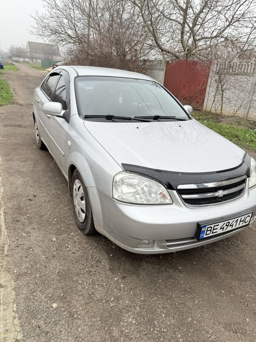 Продам срочно шевроле лачетти