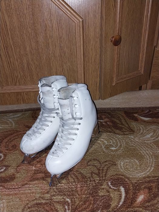 Коньки для фигурного катания Edea Хорус