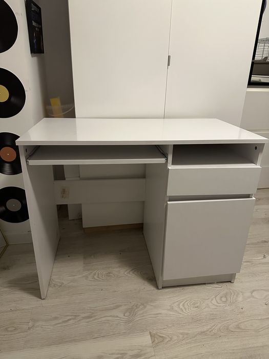 Biurko z szufladą i szafka białe