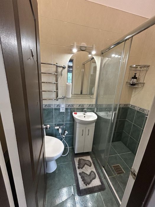 Здам трикімнатну квартиру вул. Жилянська 104/24 Царський будинок