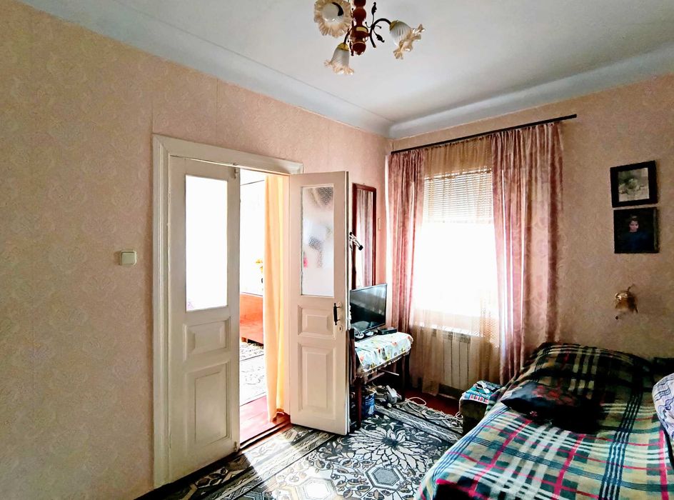 Півдому 62 м2 центр 1 Слобідська Ковальська газ санвузол великий двір