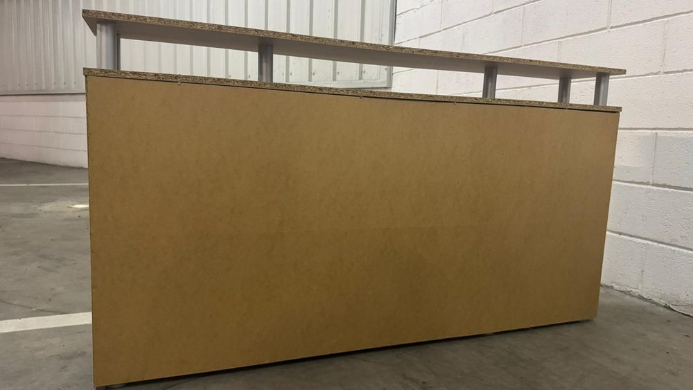 Comoda madeira como nova