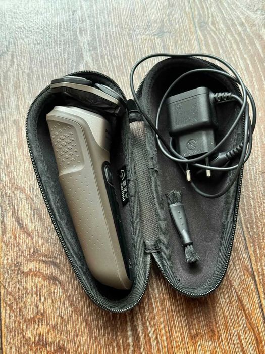 Електробритва Philips 5000