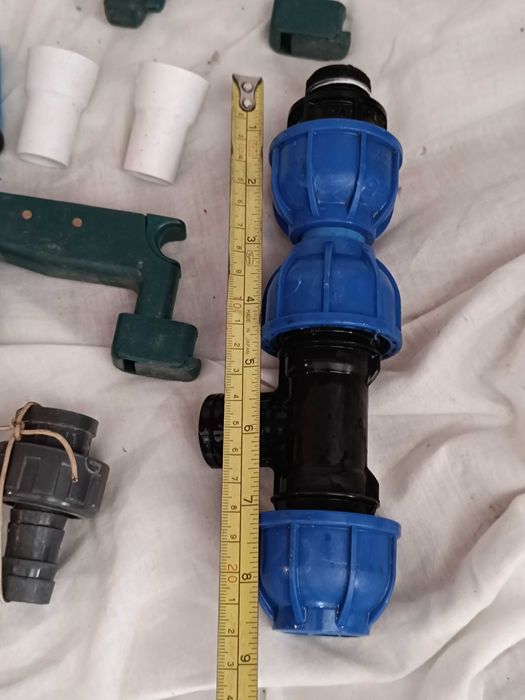 Conjunto de torneiras aspersores para mangueiras