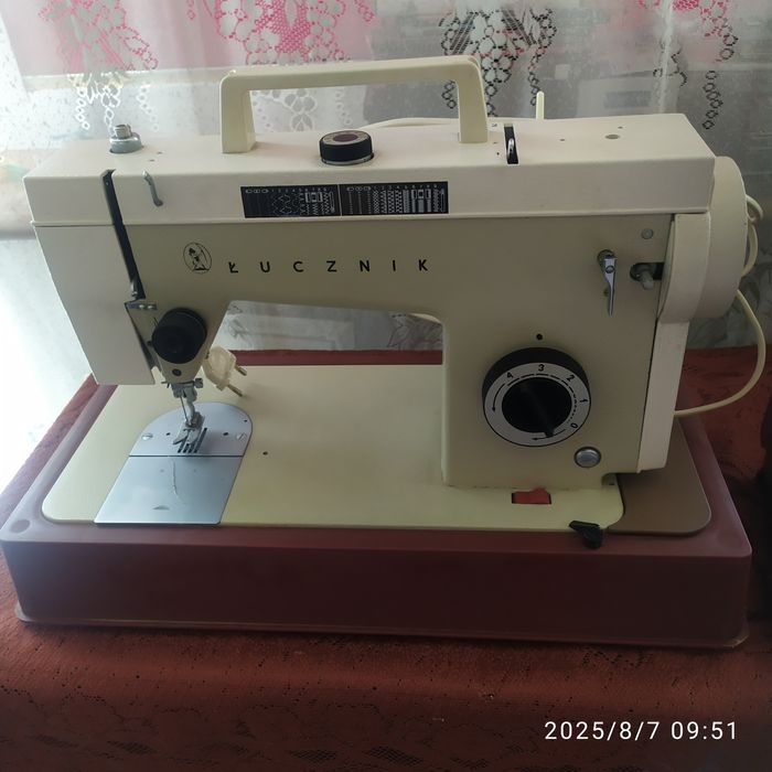 Łucznik maszyna do szycia.