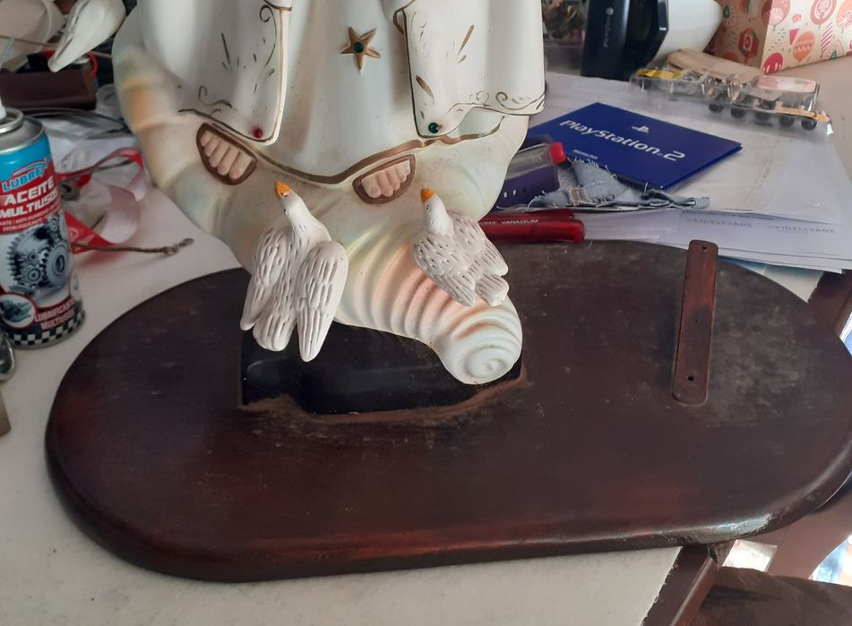 Estatueta religiosa