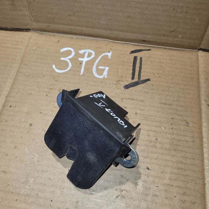 Zamek klapy bagażnika vw golf V touran Tiguan passat b6 seat altea