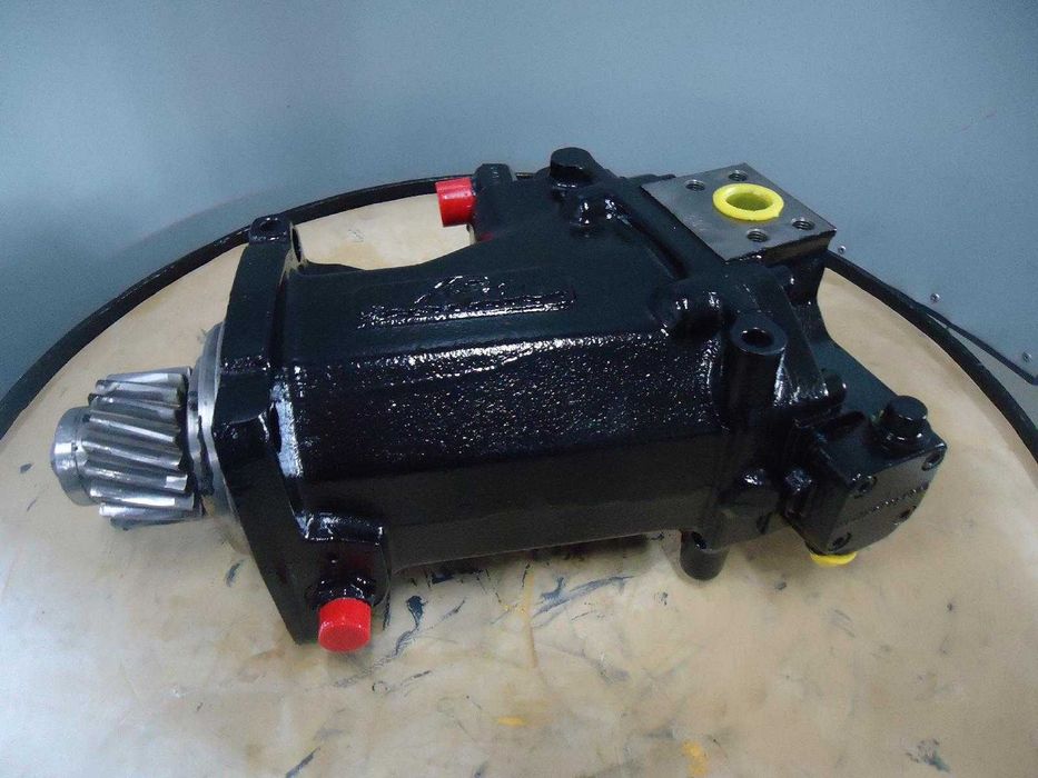 Silnik jazdy Linde BMR105 do koparki Atlas (1304; 1404), Furukawa W630