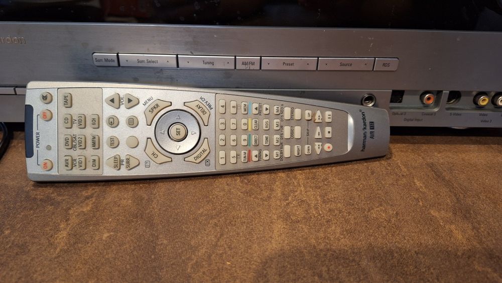 Harman Kardon AVR132