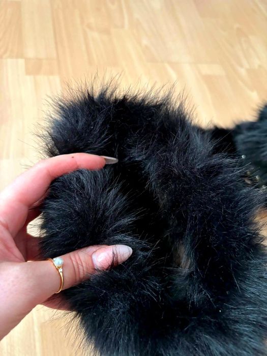 Czarne puchate damskie buty śniegowce mukluki 40 41