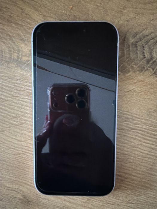 Iphone 17 lawendowy