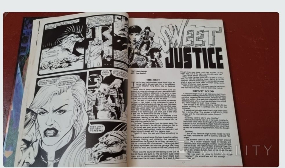 Комикс the strong arm of the law jodge dredd