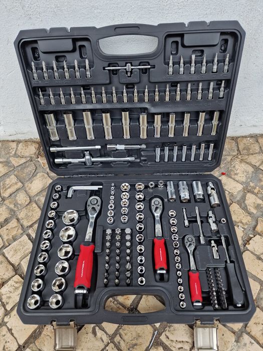 Mala de ferramenta como 172 peças nova