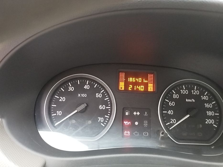 Рено логан 2011р