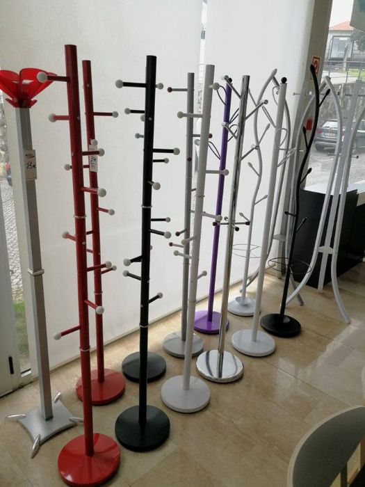 Bengaleiros metálicos, pintados ou cromados