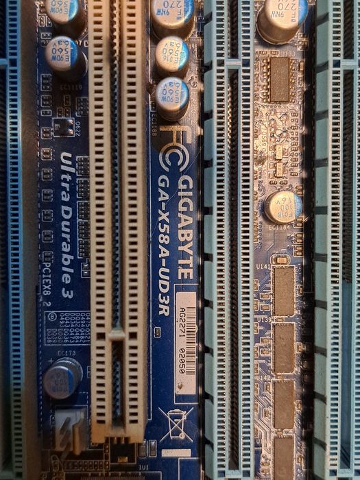 ZESTAW Intel i7-930 socket 1366 Gigabyte X58A-UD3R Patriot 3x2gb DDR3