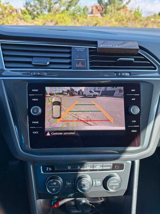 Volkswagen Tiguan Confortline 1.6 TDI 115 cv – 2017 *Possibilidade de financiamento.