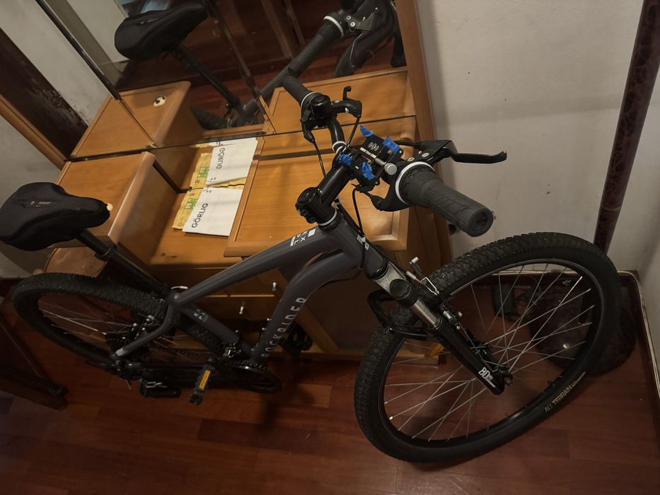 Bicicleta semi nova disponivel