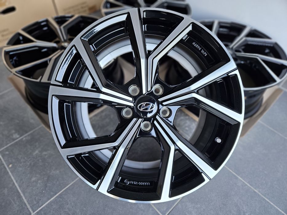 Hyundai 16 " Nowe 5x114,3 Felgi i30 ix20 Elantra Czarne