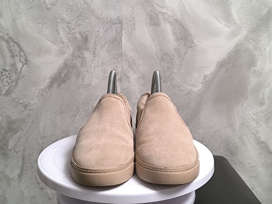 Жіночі замшеві сліпони Clarks