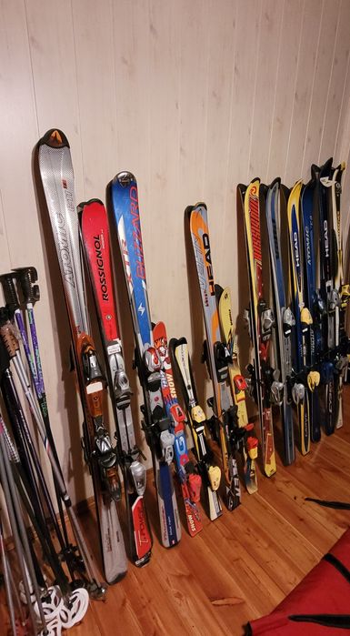 Narty kijki buty kakakaski gogle pokrowce