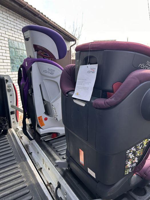 Два автокрісла britax römer можна по одному